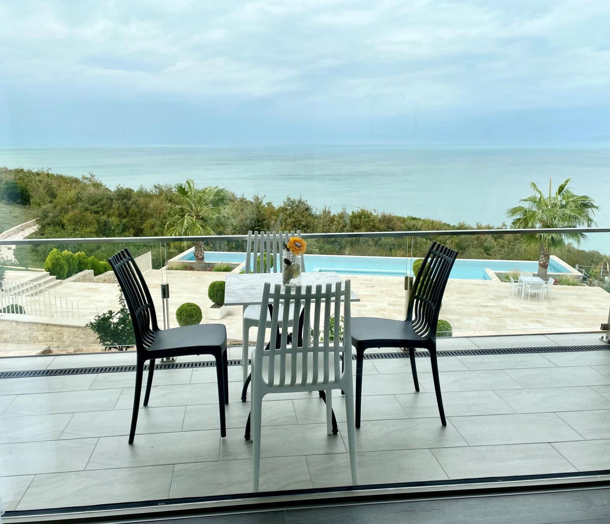 Duplex Seaview Condo Durrës Eksteriør billede